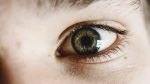 zielona tęczówka oka